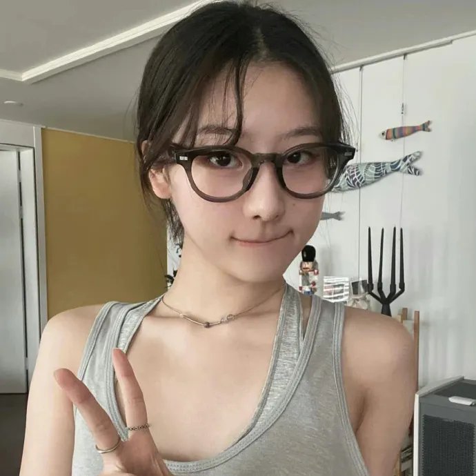 可爱的童年封面
